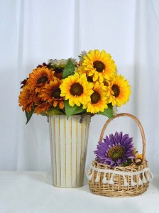 Artificial Sunflowers Bouquets with Stems for Wedding Home Kitchen Table Birthday Decor Indoor Outdoor, Faux Sunflowers with 7 heads Sunflowers Heads-sunfower bouquet NA3017001